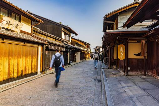 京都の風情ある古い街並み 京都,街並み,町並みの写真素材
