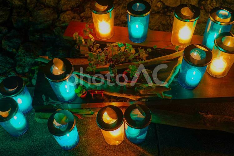 色とりどりのたくさんのキャンドル キャンドル,イルミネーション,クリスマスの写真素材