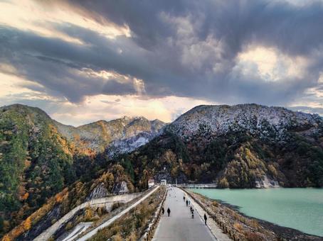 高瀬渓谷　高瀬ダム 山,渓谷,ダムの写真素材