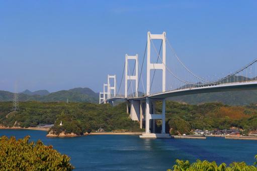 しまなみ海道の来島大橋 しまなみ海道の来島大橋の写真
