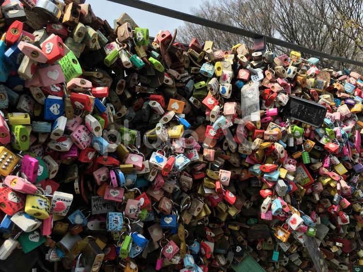 ソウルタワーの南京錠 julie,korea,seoulの写真素材