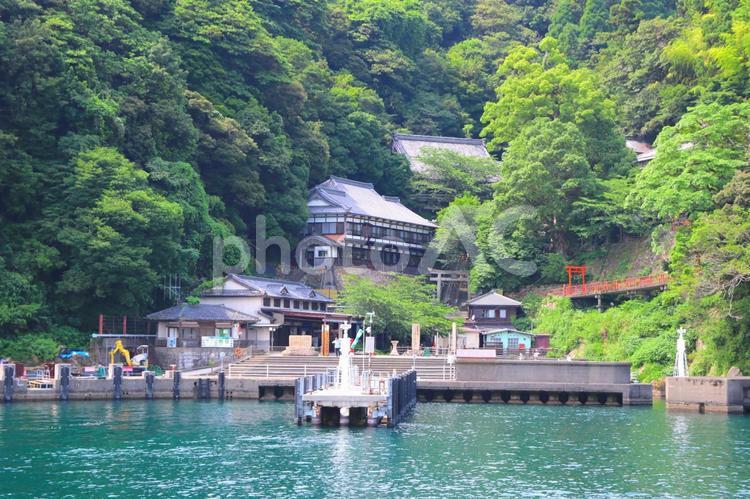 琵琶湖　竹生島の風景３ 琵琶湖,竹生島,びわ湖の写真素材