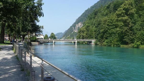 スイス・インターラーケン スイス・インターラーケン スイス,インターラーケン,川の写真素材