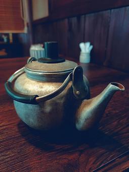 やかん 食事会,外食,屋内の写真素材