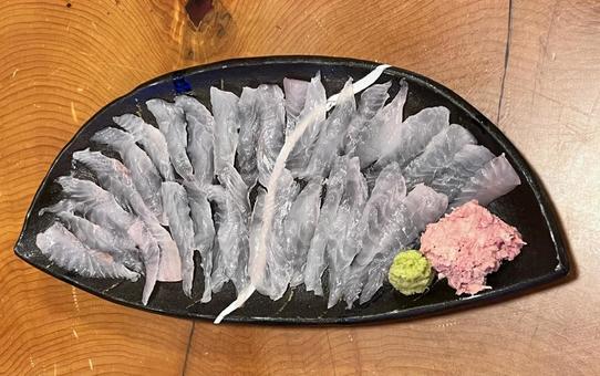 カワハギの刺身 肝醤油と カワハギの刺身 肝醤油と カワハギ,刺身,肝醤油の写真素材