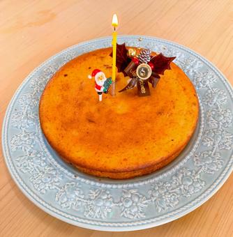 シンプルなクリスマスケーキ ケーキ,メリークリスマス,キャンドルの写真素材