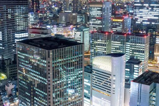 きらめくビル群の夜景 きらめくビル群の夜景 夜景,ビジネス,都市の写真素材