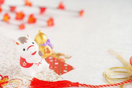 午年の年賀状素材｜馬と紅梅 年賀状,午,迎春の写真素材