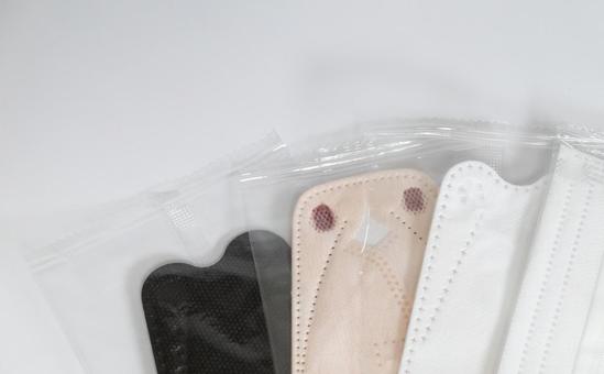 個包装された多色使いの不織布マスク 個包装された多色使いの不織布マスク マスク,不織布,個包装の写真素材