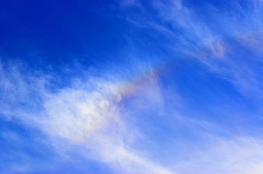 11月の空にかかる虹 虹,虹色,カラフルの写真素材