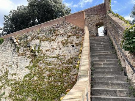 城壁への石段（ジローナ） スペイン,ジローナ,バルセロナ郊外の写真素材