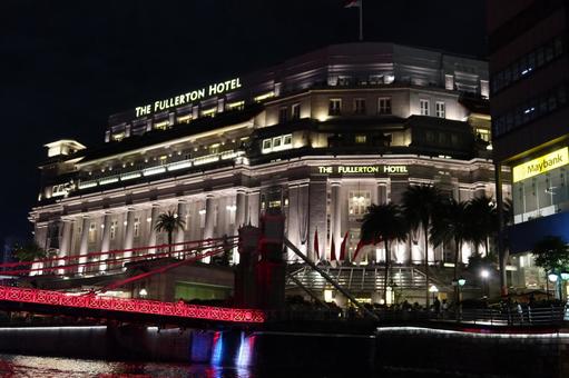 リバー・クルーズから見たザ・フラトン リバー・クルーズから見たザ・フラトン ザ・フラトン,ホテル,シンガポールの写真素材