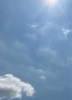 初夏の青空の写真