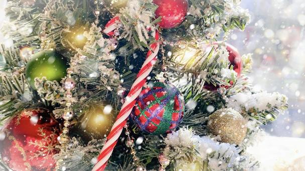 クリスマスツリー クリスマス,クリスマスツリー,クリスマスオーナメントの写真素材