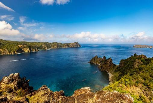 小笠原諸島・父島 長崎展望台から望む絶景 小笠原諸島・父島 長崎展望台から望む絶景 の写真