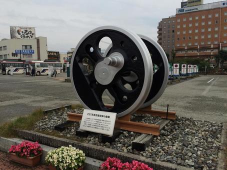 会津若松駅のC57形蒸気機関車ホイール c57形,モニュメント,動輪の写真素材