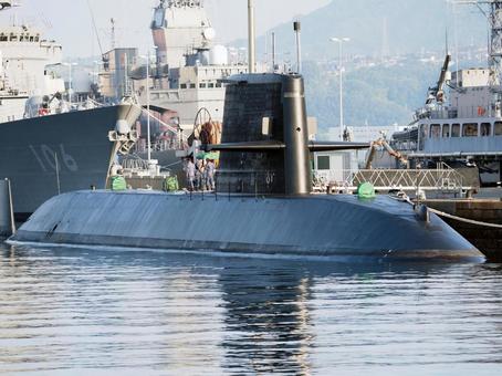 広島県呉市　アレイからすこじま　 広島県,呉市,潜水艦の写真素材