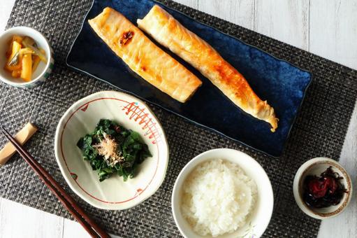 Delicious grilled salmon harass set meal, JPG Delicious grilled salmon harass set meal, JPG
