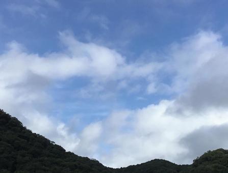 雲と山 雲と山の写真