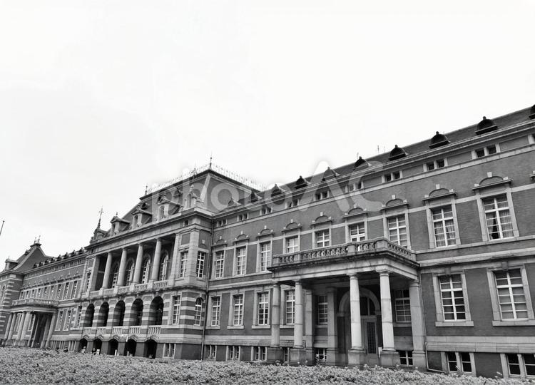 法務省：法務図書館１　白黒 法務省,レンガ造り,法務図書館の写真素材
