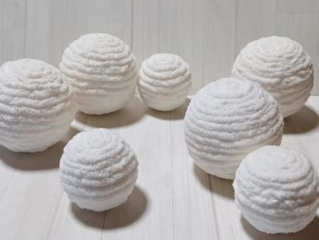 毛糸玉ふわもこモール 毛糸玉ふわもこモール 毛糸,丸形,白色の写真素材