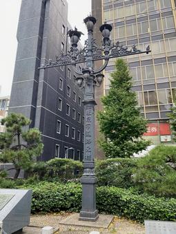 東京市道路元標の写真