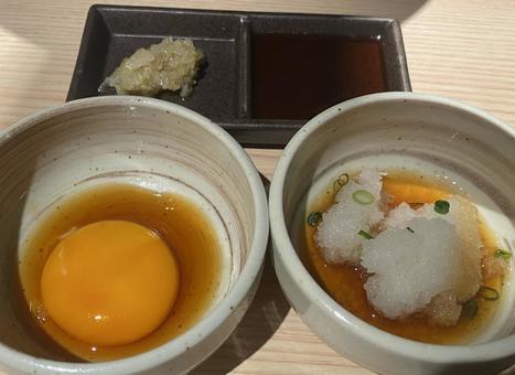 生卵 大根おろし つけだれ ニンニク 生卵 大根おろし つけだれ ニンニク 生卵,黄身,大根おろしの写真素材