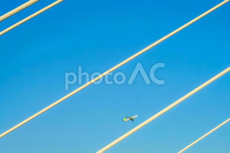 旅客機のシルエットと空 旅客機,空,飛行機の写真素材