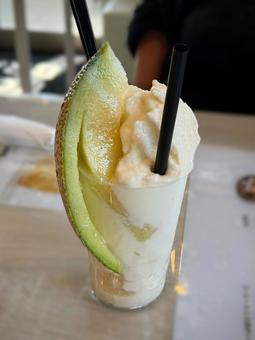 濃厚なメロンとミルクのシェイク メロン,シェイク,スムージーの写真素材