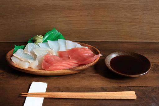 お刺身盛りとウッドダイニング お刺身,刺身盛り,鮮魚の写真素材