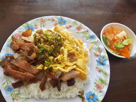 カンボジアの定番の朝食バイサイチュルーク バイサイチュルーク,豚めし,朝ごはんの写真素材