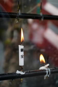 灯明7 蠟燭,火,祈りの写真素材