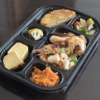 テイクアウトのパエリア弁当 テイクアウトのパエリア弁当 弁当,パエリア,パエジャの写真素材