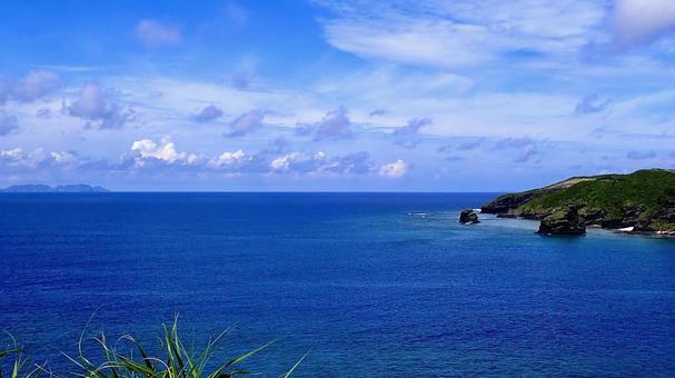 慶良間諸島嘉比島から見た海と座間味島 慶良間諸島嘉比島から見た海と座間味島 嘉比島,座間味島,慶良間諸島の写真素材