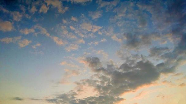 夕暮れの空色グラデーション-02 夕暮れの空色グラデーション-02の写真