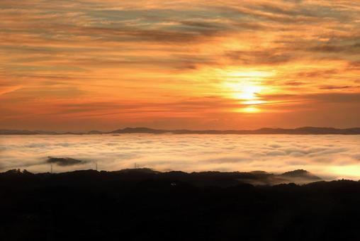 日の出と雲海 雲海,うんかい,ウンカイの写真素材