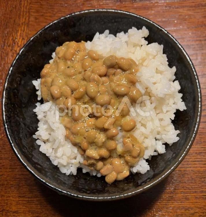 あきたこまち七分突きご飯に納豆の茶碗飯 茶碗飯,あきたこまち,七分突きの写真素材