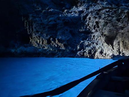 イタリア旅行　カプリ島　青の洞窟 青の洞窟,イタリア,ヨーロッパの写真素材