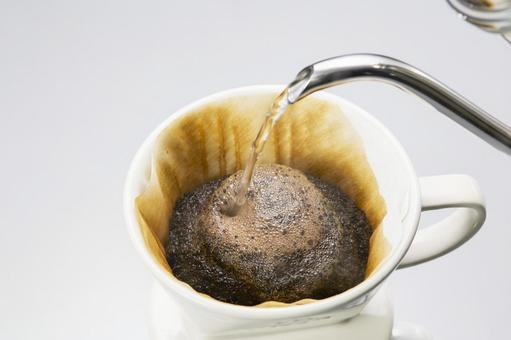 ドリップコーヒー コーヒードーム ドリップコーヒー コーヒードーム ドリップコーヒー,コーヒードーム,ペーパードリップの写真素材