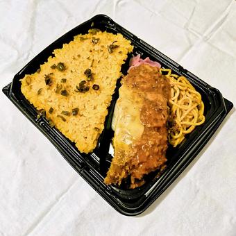 シビ辛チキン&旨辛ピラフ シビ辛チキン&旨辛ピラフの写真