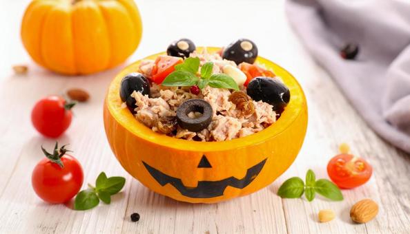 かぼちゃのハロウィンマヨサラダ かぼちゃのハロウィンマヨサラダの写真