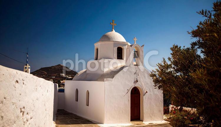 白い壁の教会 観光名所,観光地,海外旅行の写真素材