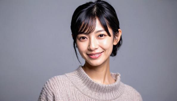 カットモデル笑顔の女性 カットモデル笑顔の女性の写真