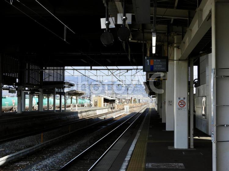 JR篠ノ井駅1番線ホーム 篠ノ井駅,篠ノ井,長野市の写真素材