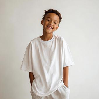 無邪気な笑顔のポートレートの写真