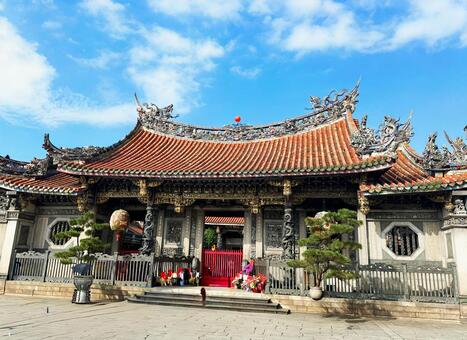 台湾　台北　龍山寺　観光　パワースポット 台湾,台北,夜市の写真素材