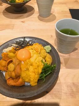 うに丼 うに丼の写真