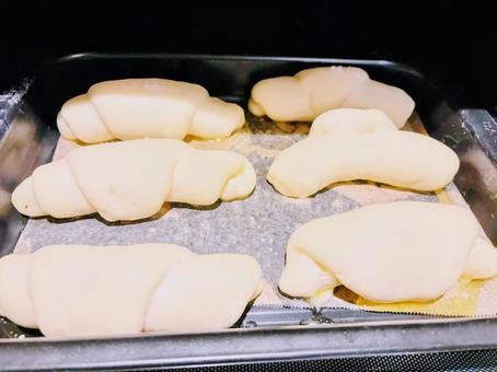 塩バターパン作り 塩バターパン作り パン,パン生地,食べ物の写真素材