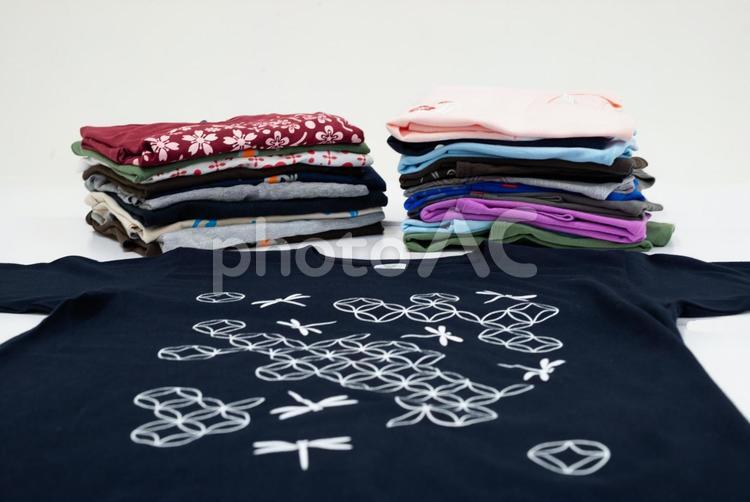 畳んだTシャツのイメージ tシャツ,和柄,生活の写真素材