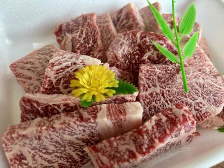 さしの入った牛肉の写真